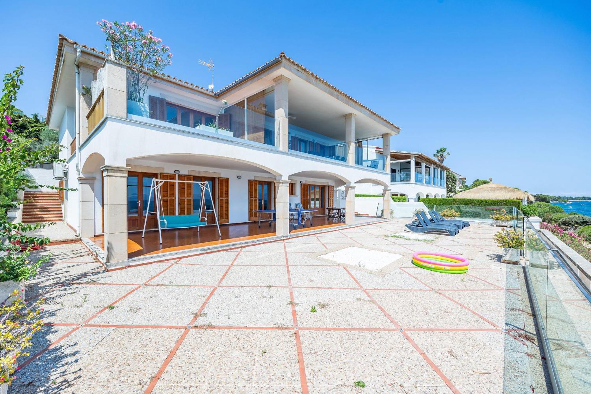 Torrens De Villa